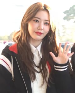 ＬＥ ＳＳＥＲＡＦＩＭ宮脇咲良、デジタルハリウッド大学ＣＭで！？　