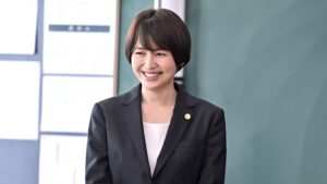 大忙しの長澤まさみ、束の間のショッピング姿!!!