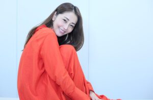 えぇ！？　熊切あさ美がピーター・アーツと！？